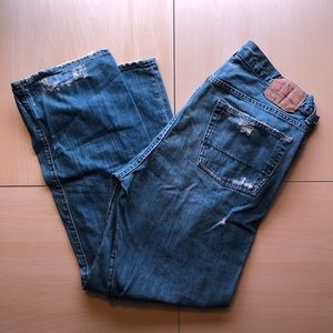 Abercrombie & Fitch Men’s shredded jeans